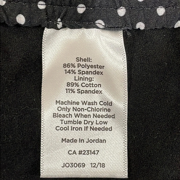 T by Talbots Pull On Athletic Skort Black and White Polka Dot M - Picture 11 of 13